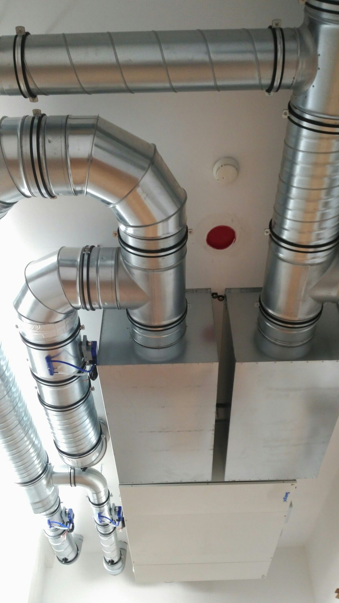 thi công hệ thống ống gió công nghiệp